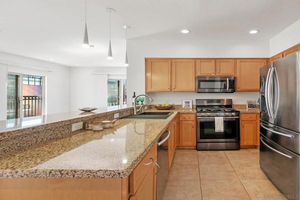 Interior, Kitchen, Pendant Lights, Recessed Lighting, Stainless Steel Appliances