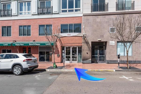 Exterior, Facade, Brick Facade, Rowhouse