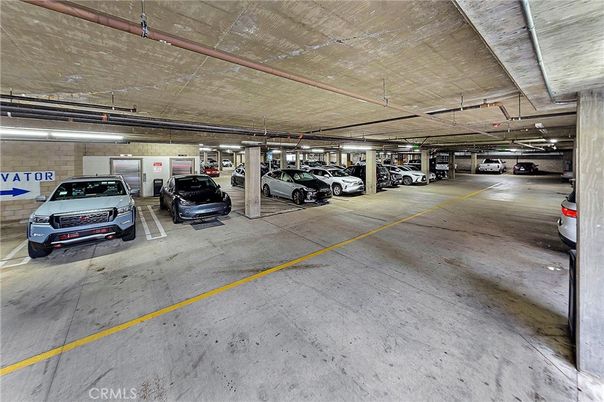 Garage, Interior