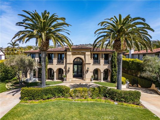 Backyard, Exterior, Facade, Mediterranean