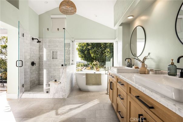 Bathroom, Dual Sink Vanities, Free Standing Baths, Glass Shower, Interior, Recessed Lighting