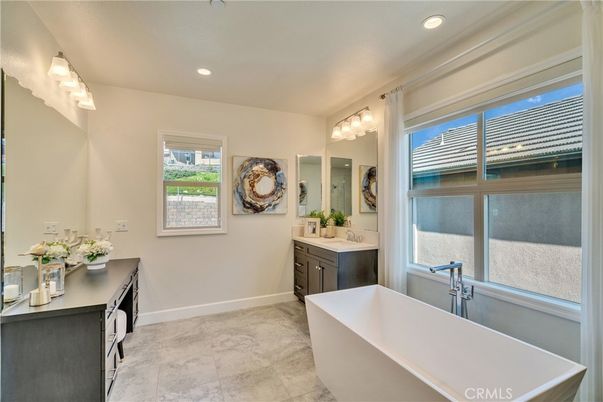 Bathroom, Dual Sink Vanities, Free Standing Baths, Interior, Recessed Lighting