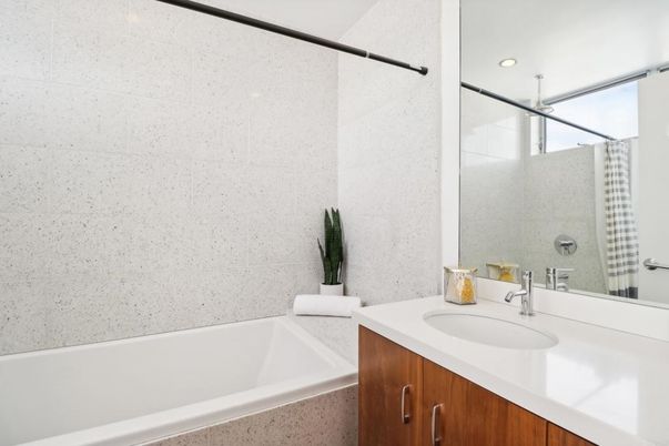 Bathroom, Interior, Recessed Lighting