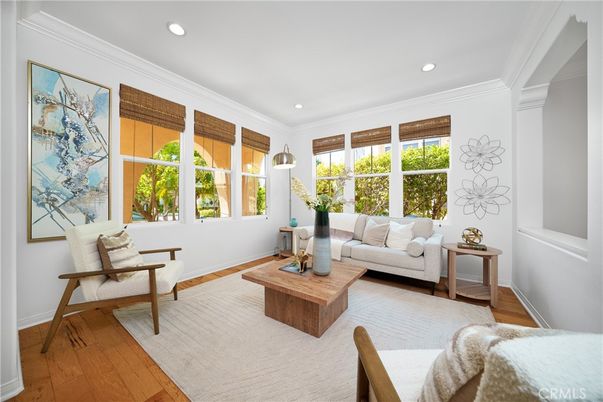 Interior, Living room, Recessed Lighting, Wood Texture Flooring