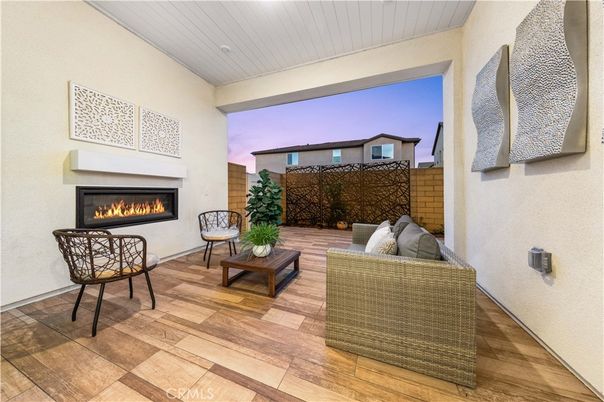 Exterior, Fireplace