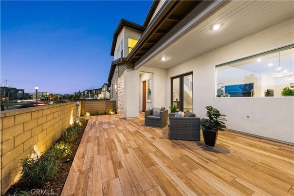 Exterior, Wood Texture Flooring