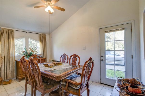 Dining room, Interior