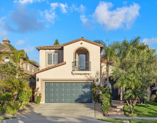 Attached, Exterior, Facade, Spanish Mediterranean