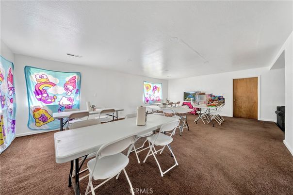 Dining room, Interior