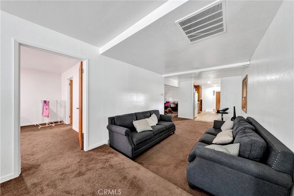 Fitness Equipment, Interior, Living room, Recessed Lighting