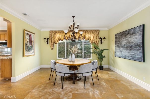Chandelier, Dining room, Interior