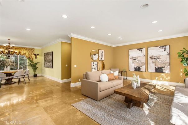 Chandelier, Dining room, Interior, Living room, Recessed Lighting