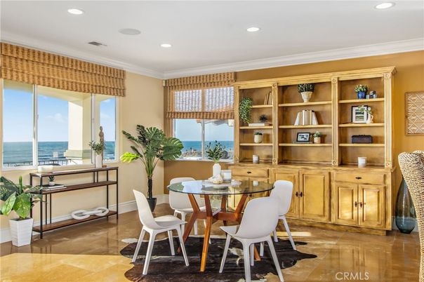 Dining room, Interior, Recessed Lighting, Water