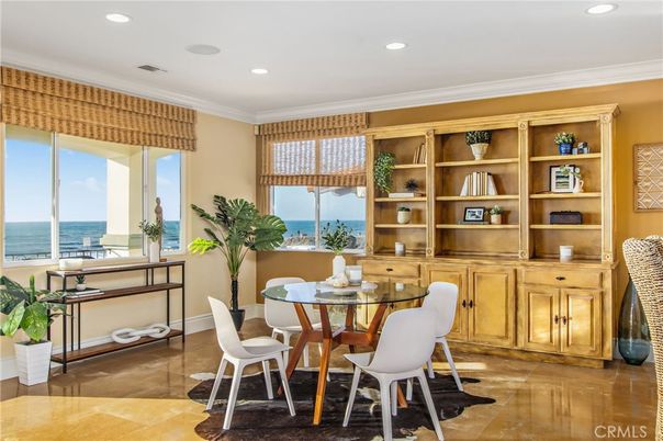 Dining room, Interior, Recessed Lighting, Water