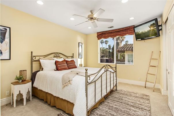 Bedroom, Interior, Recessed Lighting