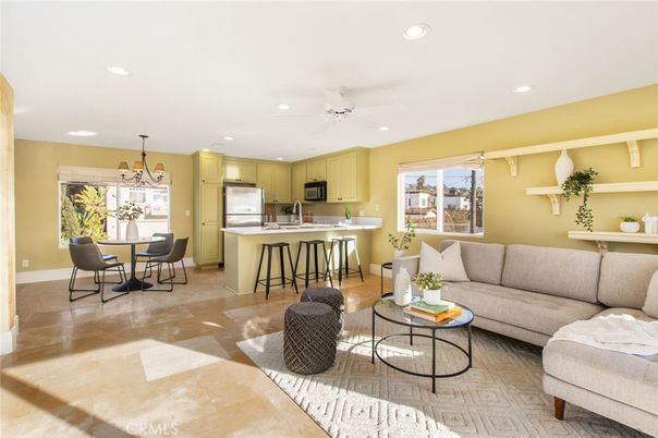 Dining room, Interior, Kitchen, Living room, Pendant Lights, Recessed Lighting, Stainless Steel Appliances