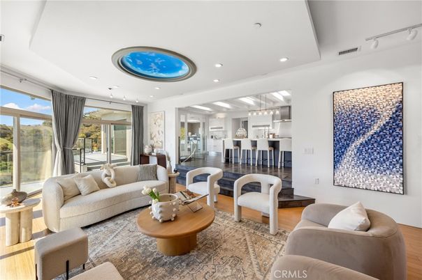 Interior, Kitchen, Living room, Pendant Lights, Recessed Lighting, Wood Texture Flooring