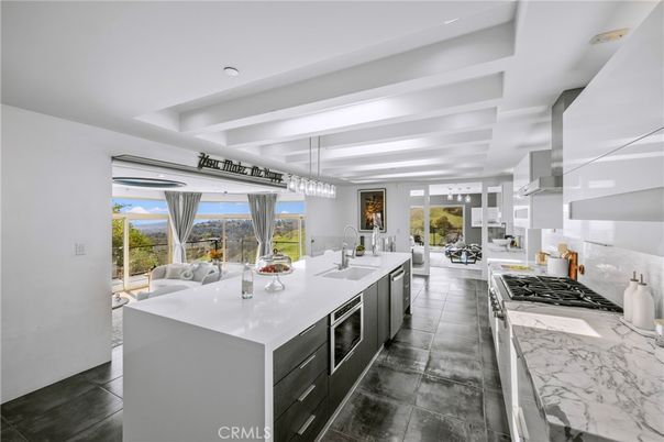 Dining room, Interior, Kitchen, Living room, Pendant Lights, Recessed Lighting