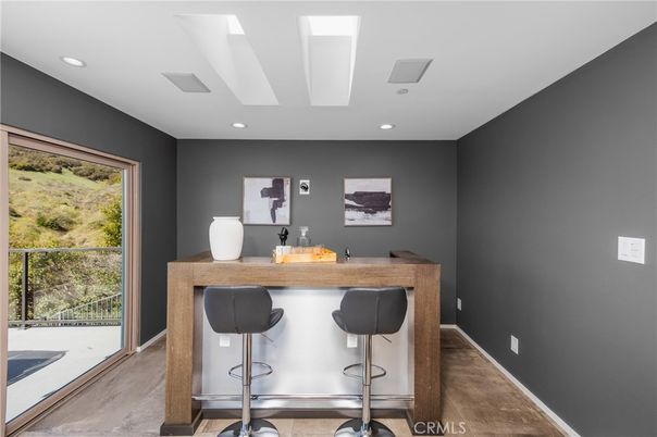 Interior, Recessed Lighting, Wood Texture Flooring