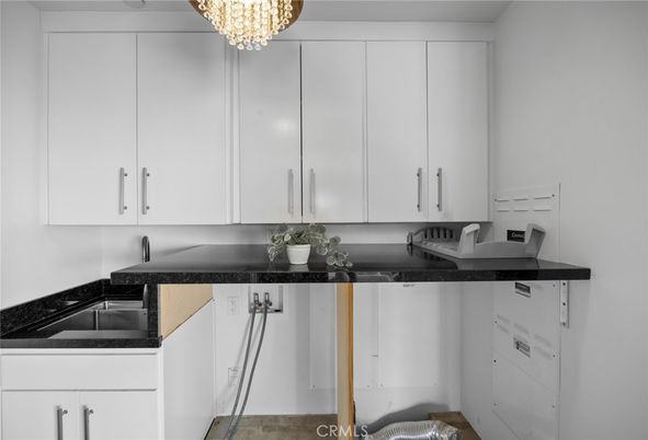 Chandelier, Interior, Kitchen