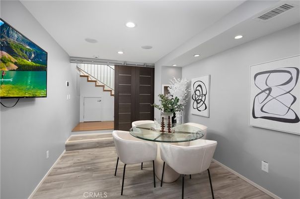 Interior, Recessed Lighting, Wood Texture Flooring