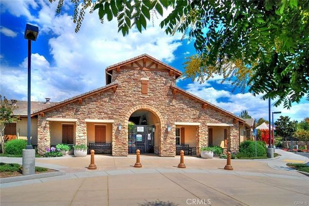 Exterior, Facade, Brick Facade, Brick Traditional