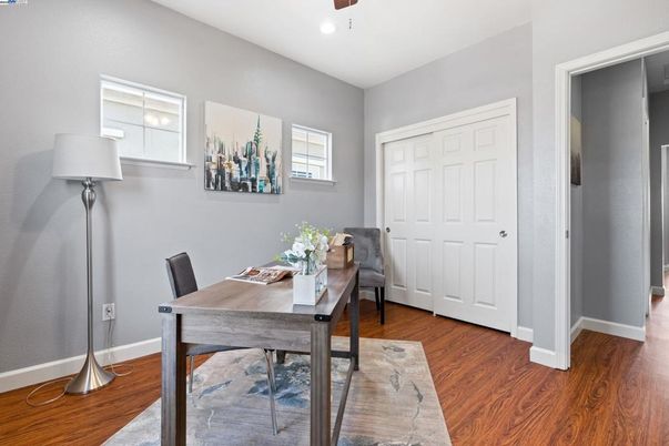 Home Office, Interior, Recessed Lighting, Wood Texture Flooring