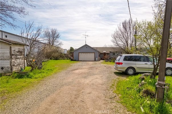 Backyard, Detached Garage, Exterior