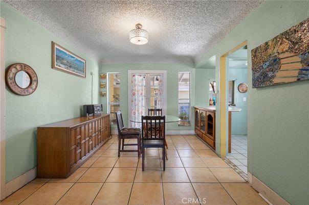 Dining room, Interior