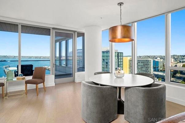 Dining room, Interior, Pendant Lights, Water, Wood Texture Flooring
