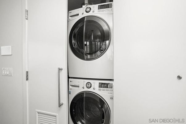 Interior, Utility Closets, Washer