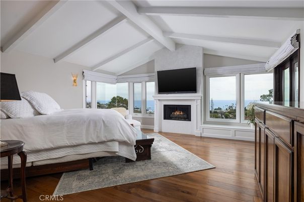 Bedroom, Fireplace, Interior, Water, Wood Texture Flooring