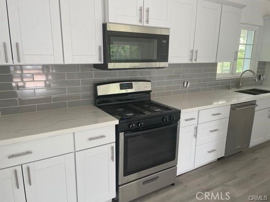 Interior, Kitchen, Stainless Steel Appliances, Wood Texture Flooring