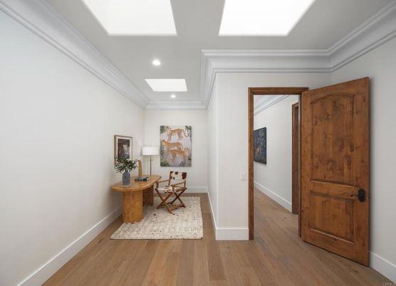 Home Office, Interior, Recessed Lighting, Wood Texture Flooring