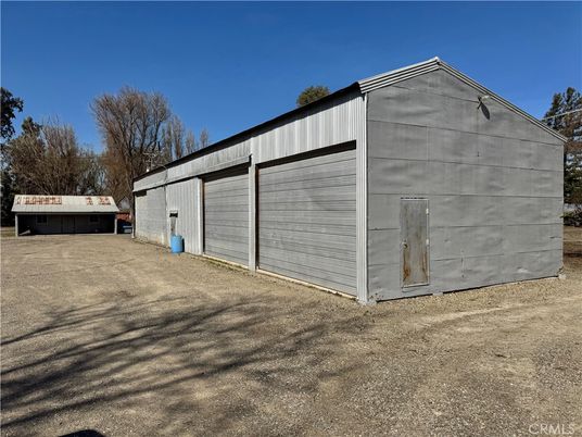 Detached Garage, Exterior