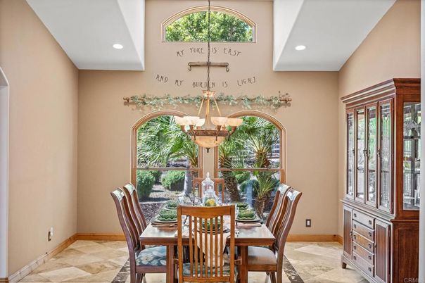 Dining room, Interior, Recessed Lighting