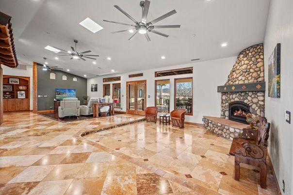 Fireplace, Interior, Recessed Lighting