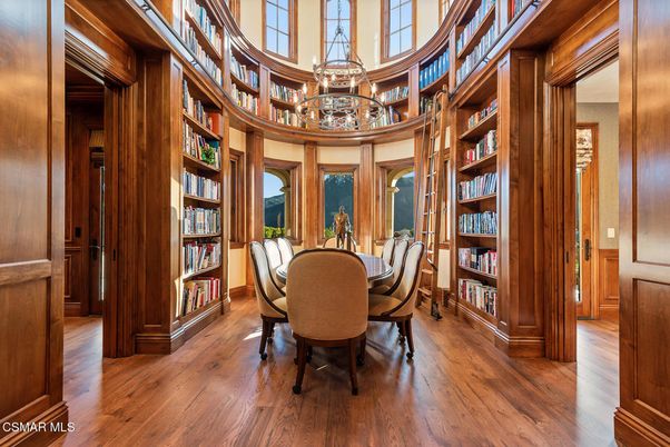 Chandelier, Dining room, Interior, Pendant Lights, Wood Texture Flooring