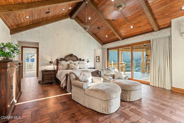 Bedroom, Interior, Recessed Lighting, Wooden Beams, Wooden Ceilings, Wood Texture Flooring