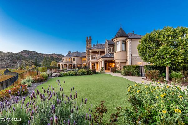 Backyard, Exterior, Facade, French Provincial