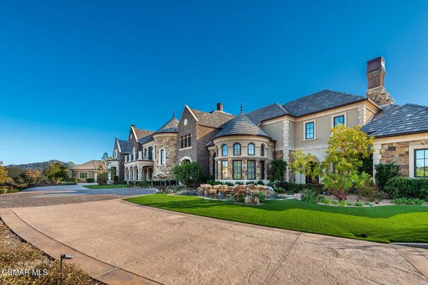 Backyard, Exterior, Facade, Brick Facade, French Provincial