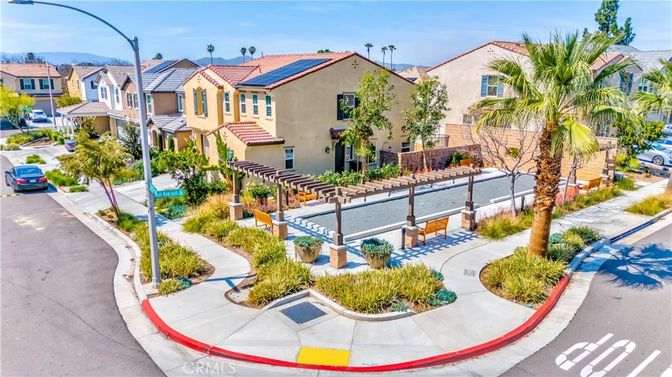 Exterior, Pool, Solar Panels