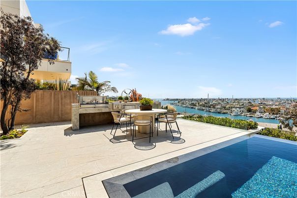 Exterior, Pool, Water