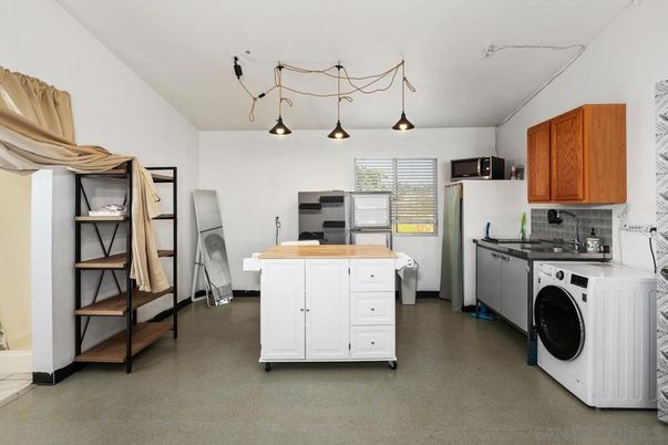 Interior, Kitchen, Washer