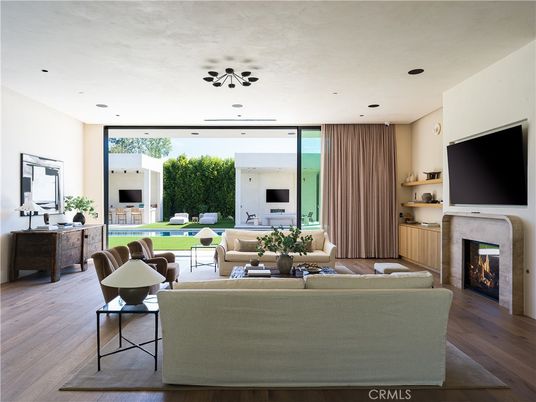 Fireplace, Interior, Living room, Pendant Lights, Recessed Lighting, Wood Texture Flooring