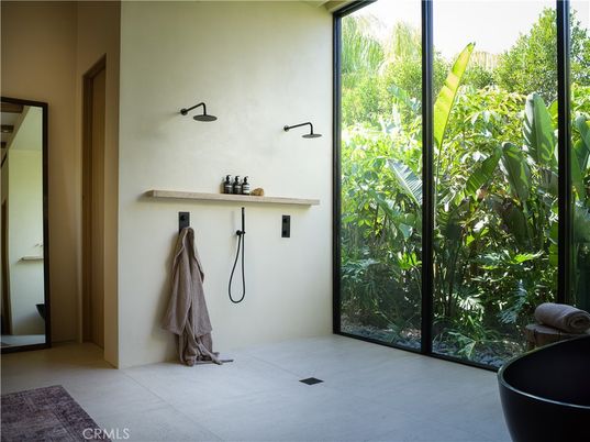 Bathroom, Free Standing Baths, Interior