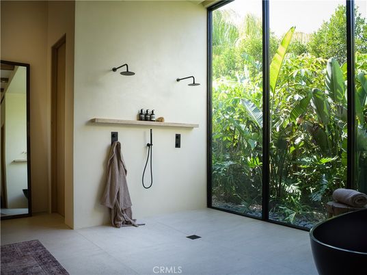 Bathroom, Free Standing Baths, Interior