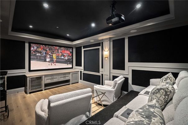 Interior, Projection Screen, Recessed Lighting, Theatre Room, Wood Texture Flooring
