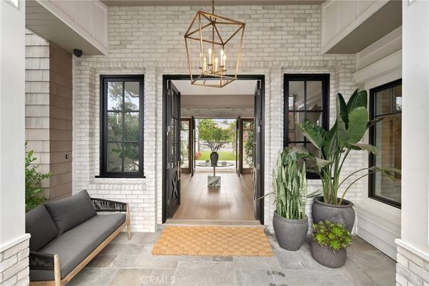 Exterior, Pendant Lights