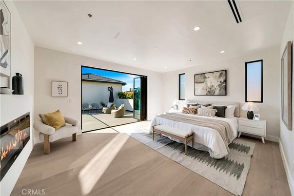 Bedroom, Fireplace, Interior, Recessed Lighting, Wood Texture Flooring